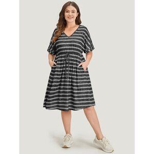 NWT BloomChic Black Striped Ties Pocket Roll Sleeve Dress Size 10/M